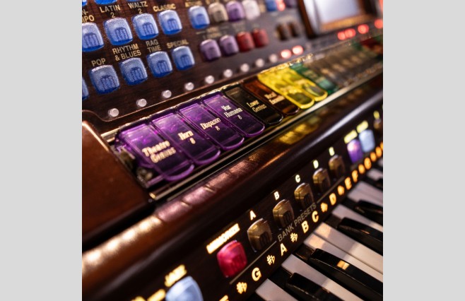 Lowrey Prestige Organ, Used - All Inclusive Top Grade Package (SN:0A5000604C848528) - Image 13